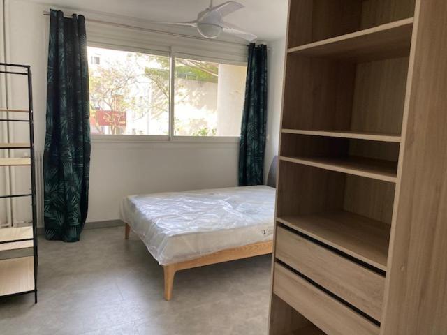 Chambre Avec Salle D'Eau Privee Dans Appartement Partage 200 M Du Tram Montpellier Chambre photo